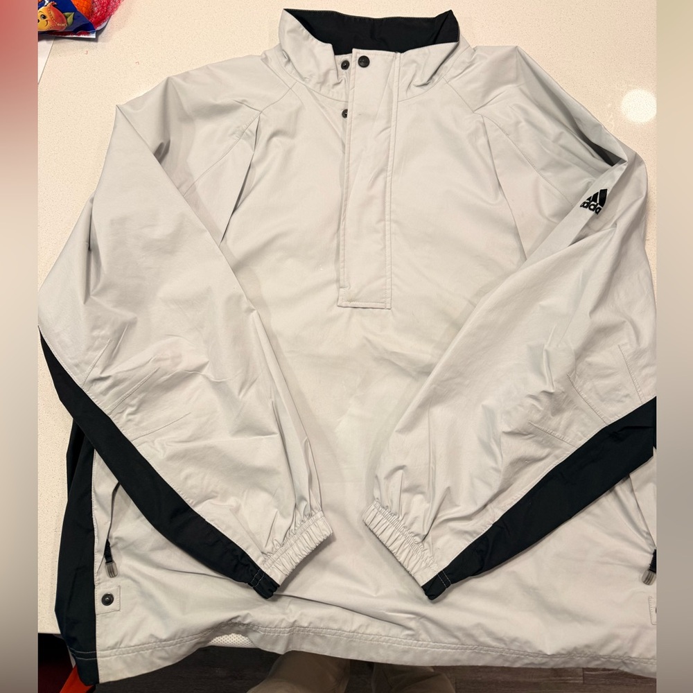 Adidas Men's Light Gray and Black Rainjacket